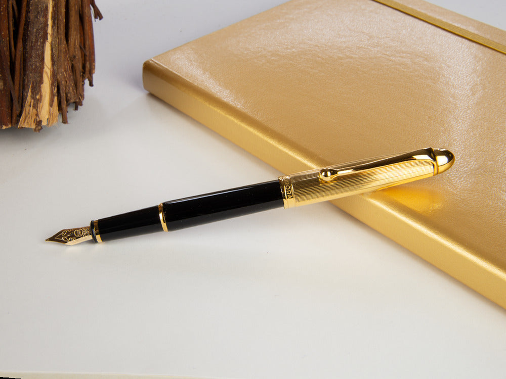 Aurora 88 Small Fountain Pen, Resin, Gold plated, 811