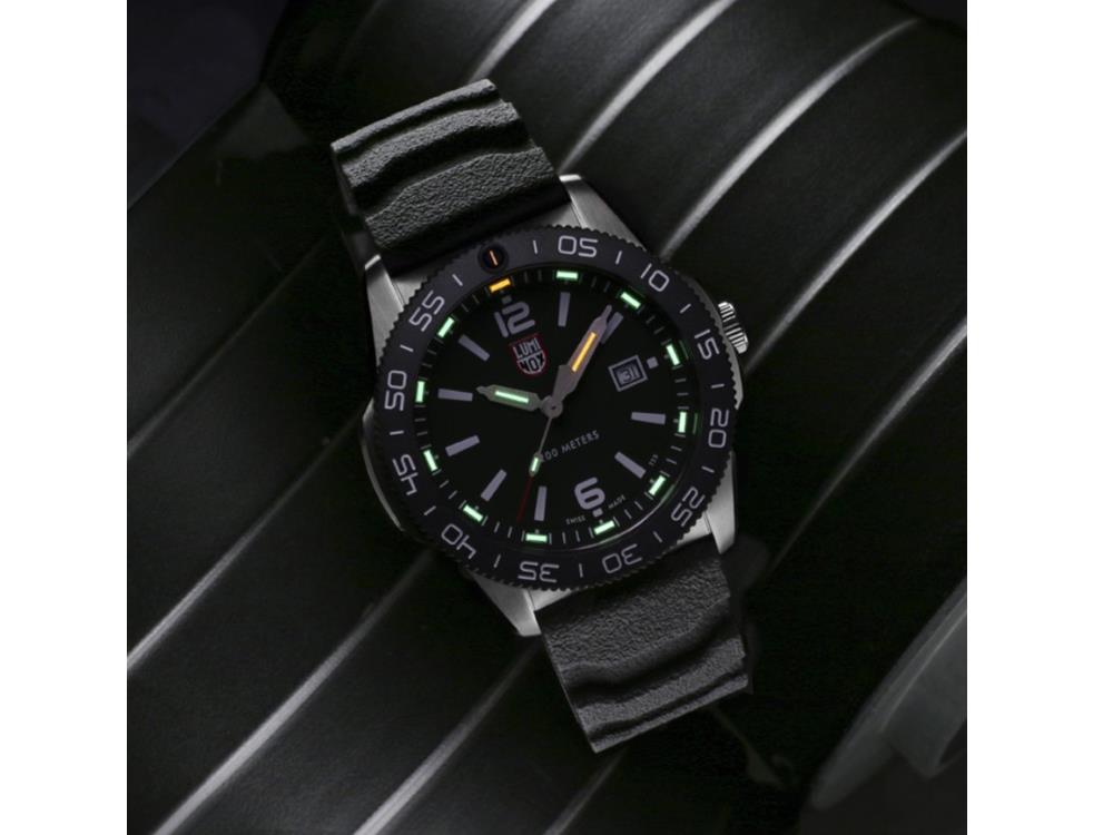 Luminox Sea Pacific Diver Quartz Watch, CARBONOX, Black, 44 mm, 20 atm, XS.3121