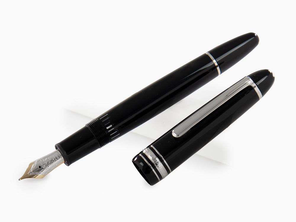 Montblanc Meisterstück Platinum Le Grand Fountain Pen, 132443