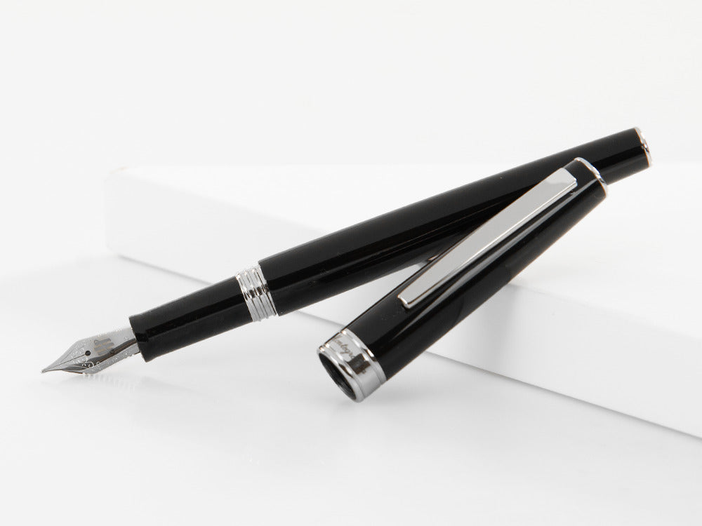 Montegrappa Armonia Fountain Pen, Resin, Black, ISA1R-AC