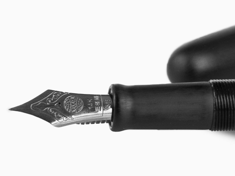 Nakaya Cigar Fountain Pen Long, Black Hairline, Ebonite, Ruthenium