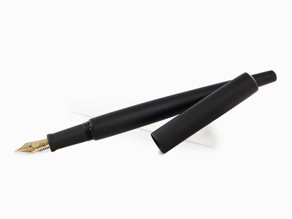 Nakaya Desk Fountain Pen, Black Hairline, Ebonite, 14k Gold,