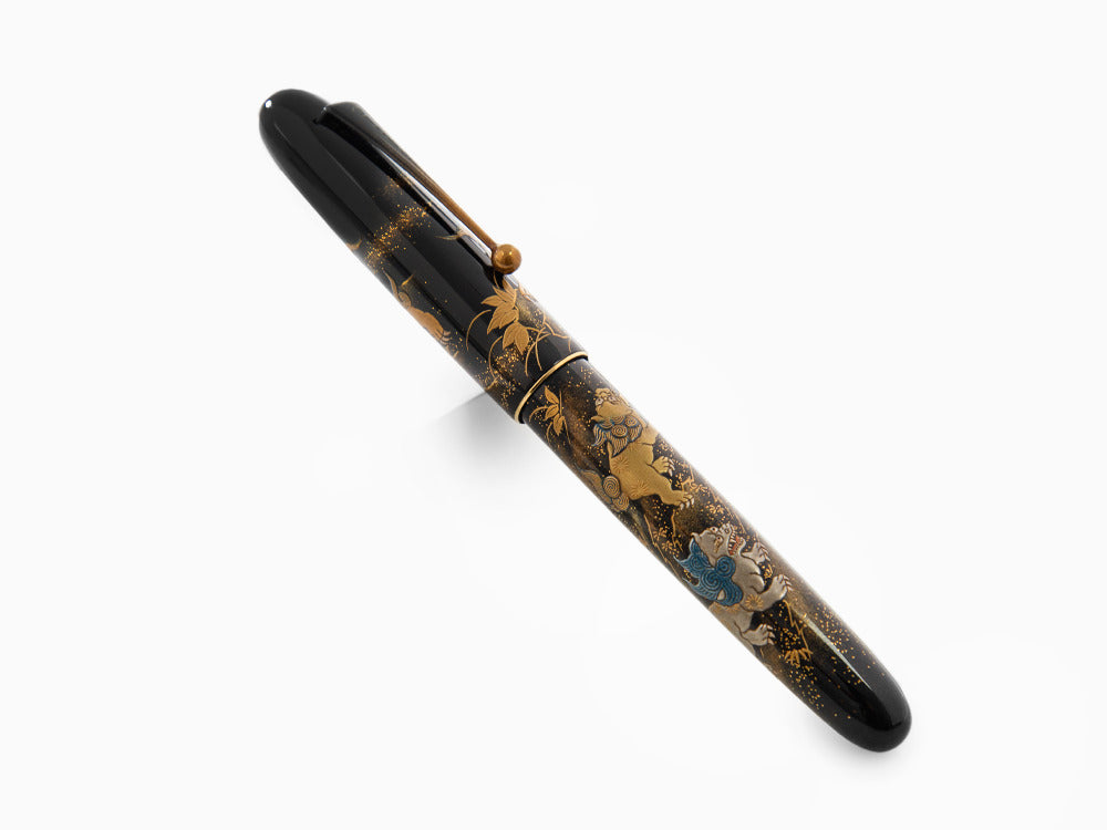 Namiki Yukari Royale Lioness and cubs Fountain Pen, Urushi lacquer