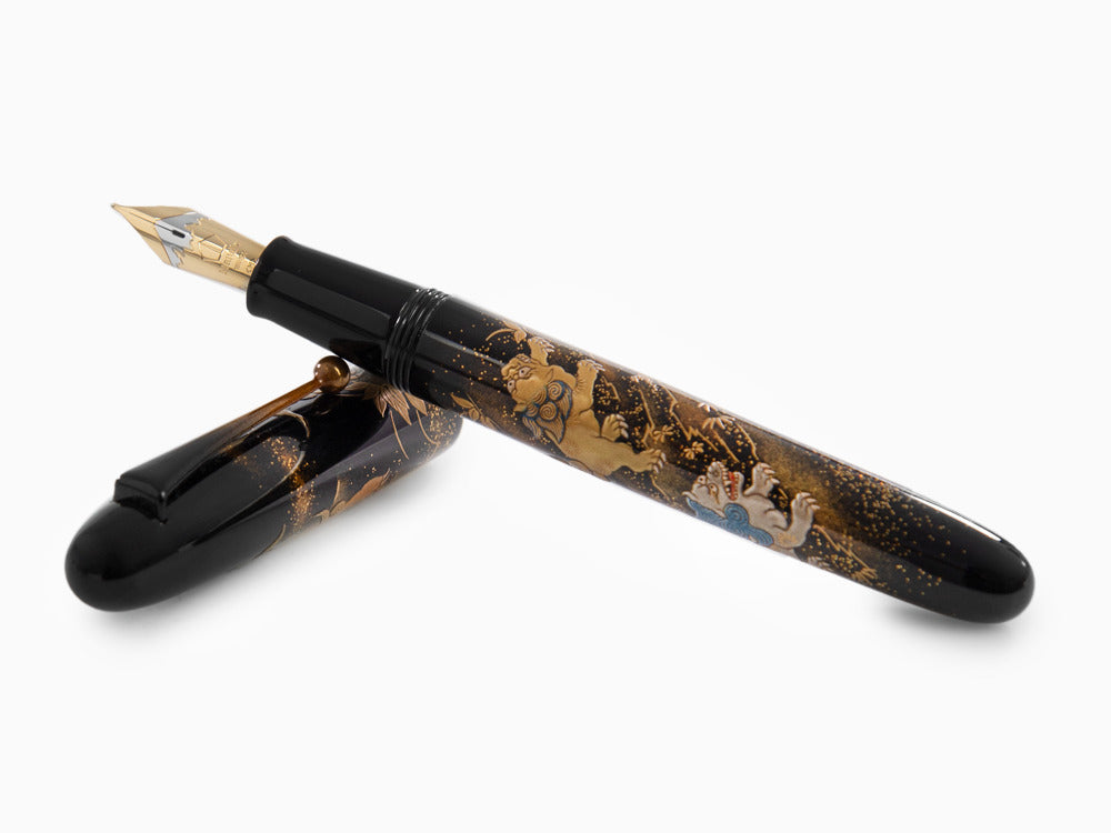 Namiki Yukari Royale Lioness and cubs Fountain Pen, Urushi lacquer