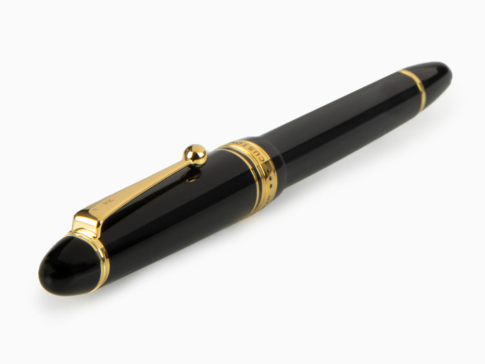 Pilot Custom 823 Fountain Pen, Acrylic Resin, Gold trim, Black, NC823N