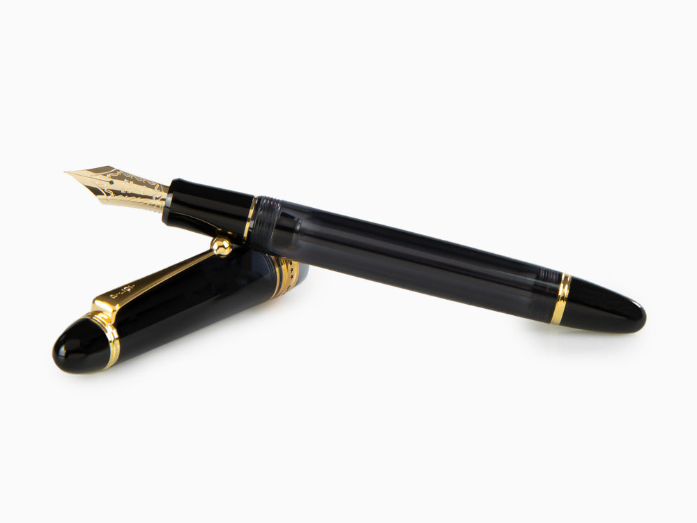 Pilot Custom 823 Fountain Pen, Acrylic Resin, Gold trim, Black, NC823N