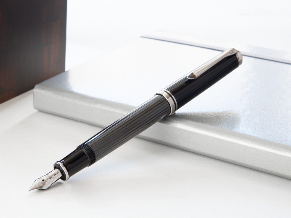 Pelikan Souverän M605 Stresemann Fountain Pen, Palladium trim, 813624