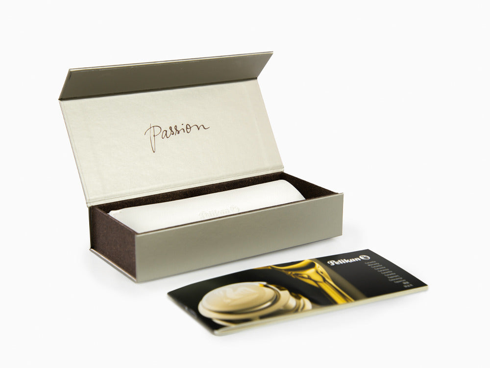 Pelikan M1000 Fountain Pen, Black Resin, Gold trim, 987396