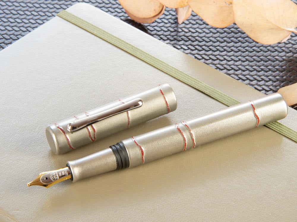 Taccia Kaga-Wajima White Birch Fountain Pen, Limited Edition