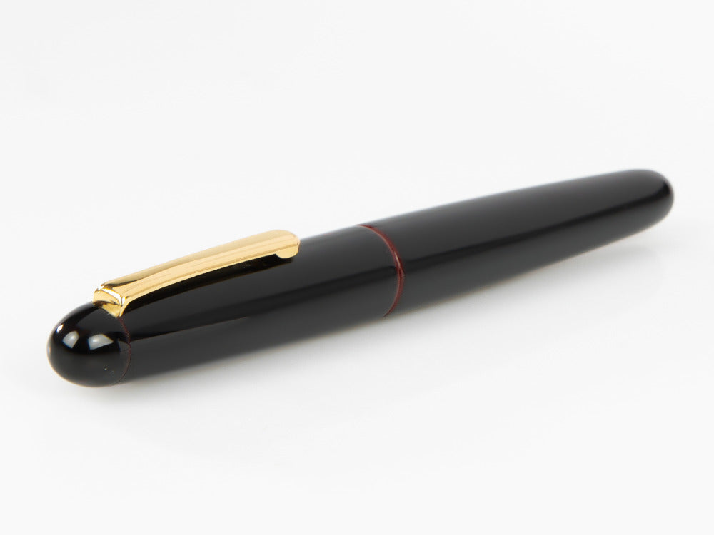 Nakaya Writer Fountain Pen, Kuro Tamenuri, Ebonite and Urushi lacquer