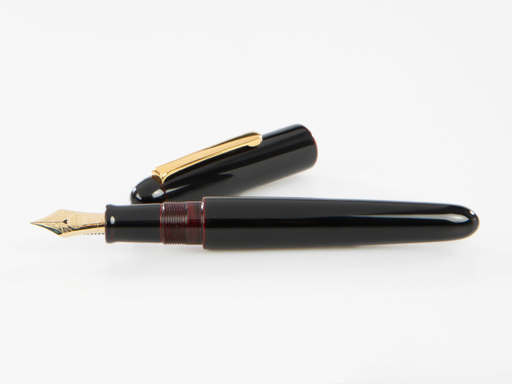 Nakaya Writer Fountain Pen, Kuro Tamenuri, Ebonite and Urushi lacquer